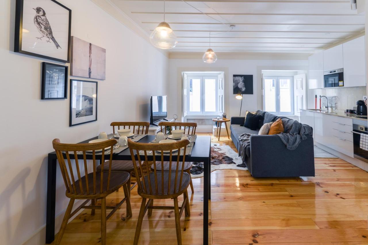 Sunny And Stylish Apartment - 11 Min To The Center Lisboa Exterior foto