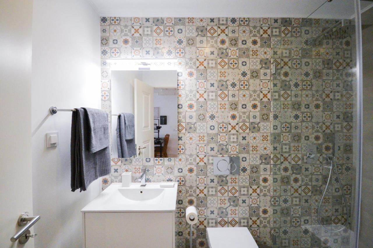 Sunny And Stylish Apartment - 11 Min To The Center Lisboa Exterior foto