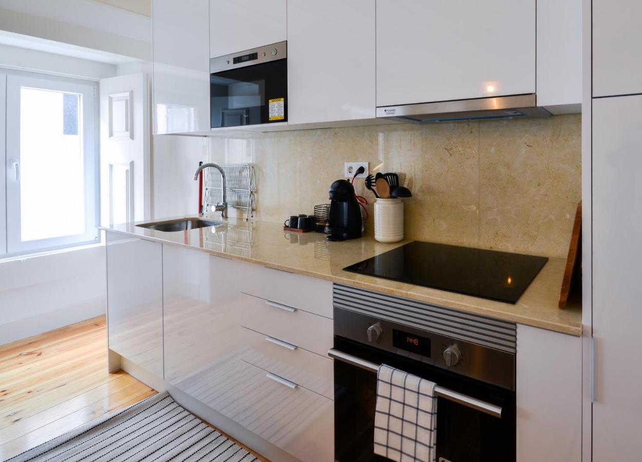 Sunny And Stylish Apartment - 11 Min To The Center Lisboa Exterior foto